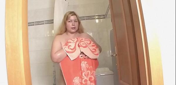  BBW in the shower Tube Cup.mp4